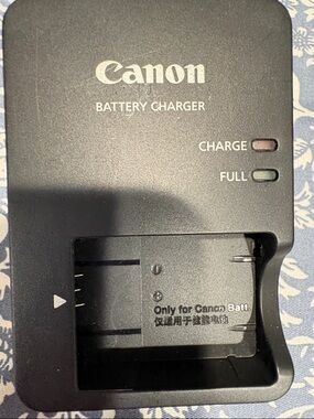 Canon Black Battery Charger with Indicator Lights